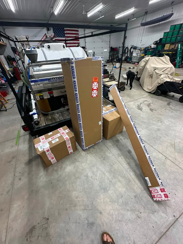 Purified water window cleaning equipment used by Midwest Power Washing in Eau Claire WI